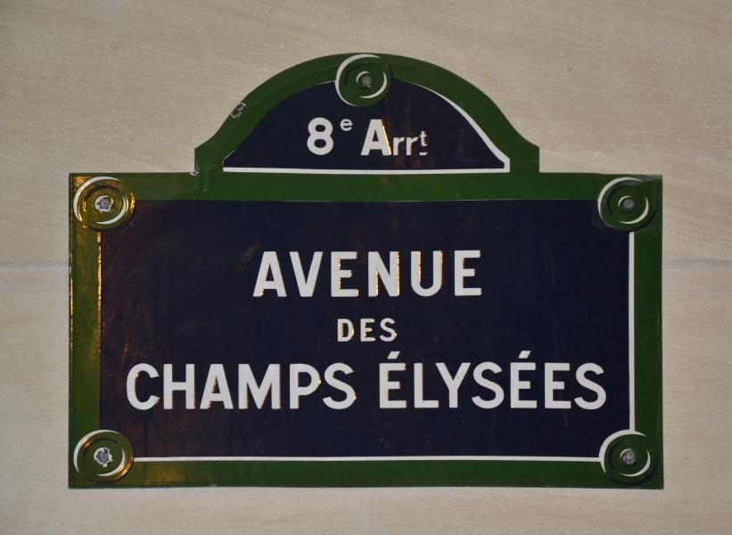 Hôtel Étoile Maillot - avenue des champs élysées