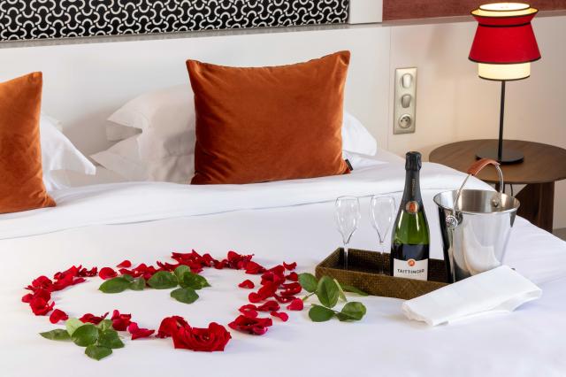 Hôtel Étoile Maillot - Offres Escapade romantique