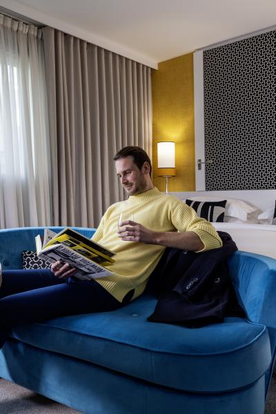 Hôtel Étoile Maillot - Rooms & Suites