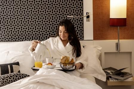 Hôtel Étoile Maillot - Rooms & Suites